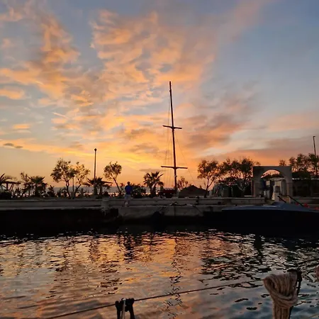 Yacht Vratislavia